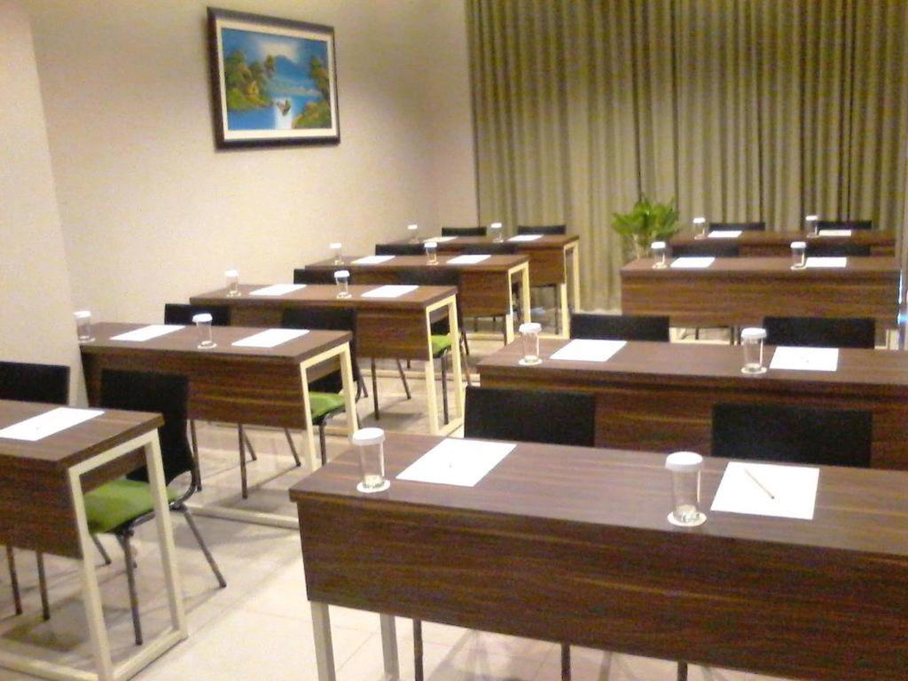Dpalma Hotel Bandung Exterior photo